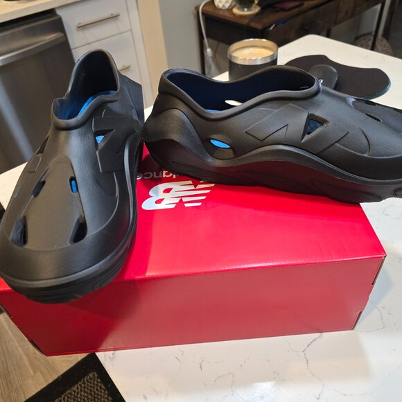 New Balance Fresh Foam X RCVRY Size 10 Tamarind with Black Blue Yeezy Comfort - Picture 2 of 11